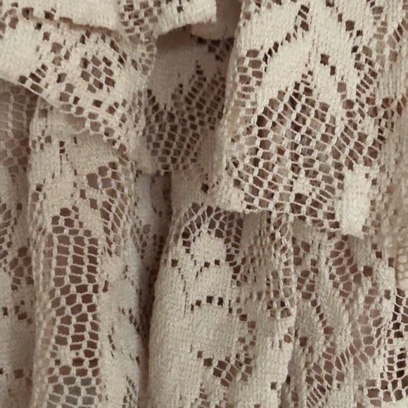 Lace mini - Picture 2 of 5